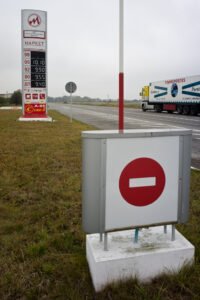 You know you've reached the East when you run out of SP-98 Essence En Ukraine