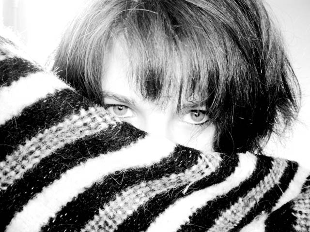 Qui est ce... Le reflet du miroir par petit detail