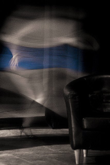 Tantôt je pense et tantôt je suis 1 Tantôt je pense et tantôt je suis